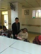  鹭达眼镜总经理朱小波作为市侨联青委会代表看